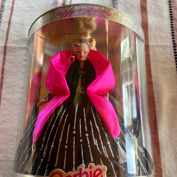 Vintage 1998 Happy Holidays Barbie - Picture 3 of 7
